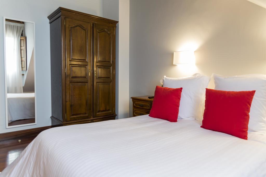 Hotel Don Pablo Pechón Esterno foto
